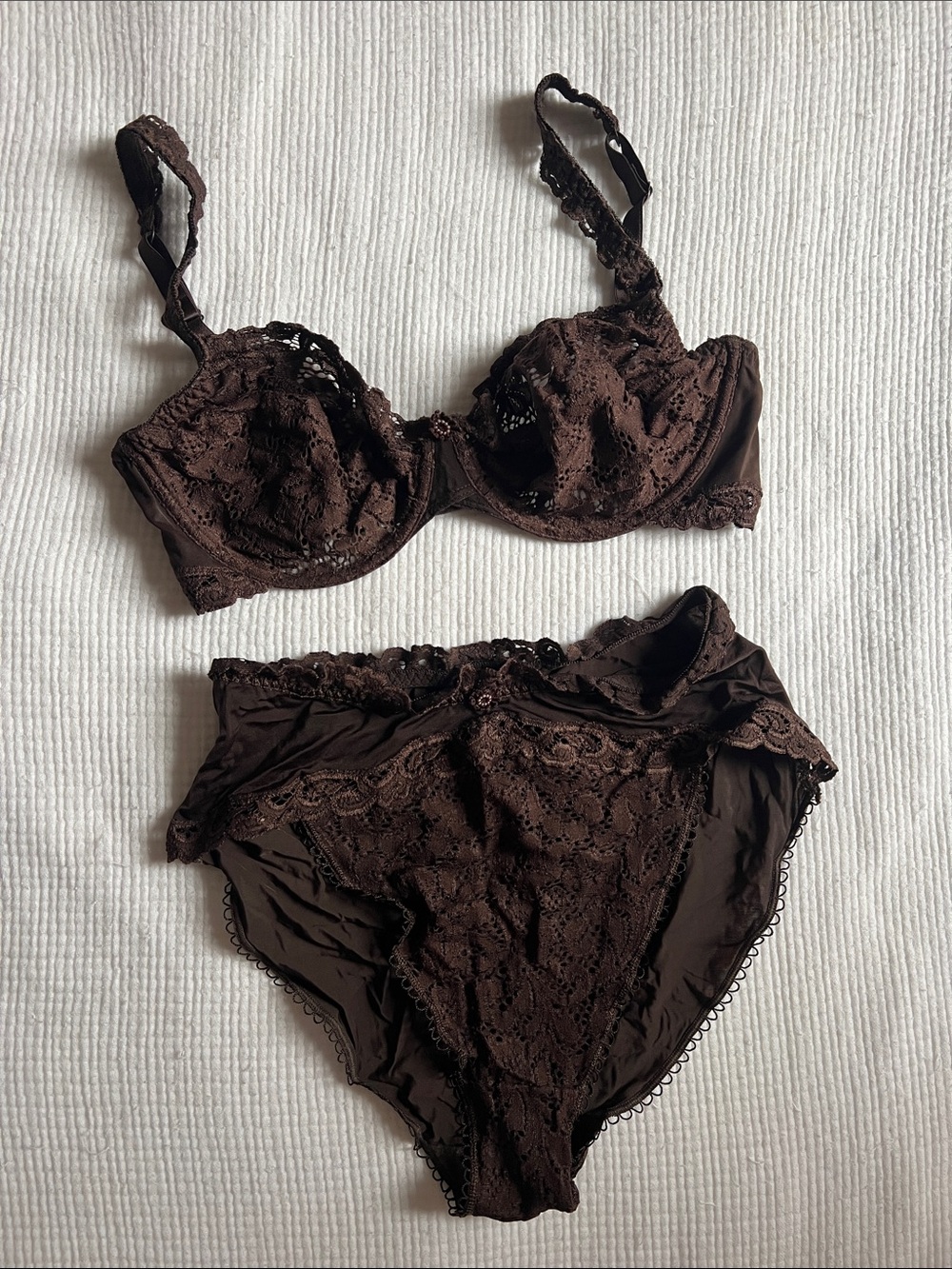 Lace Underwire Bra & High-Waist Brief Set - Chocolate Brown